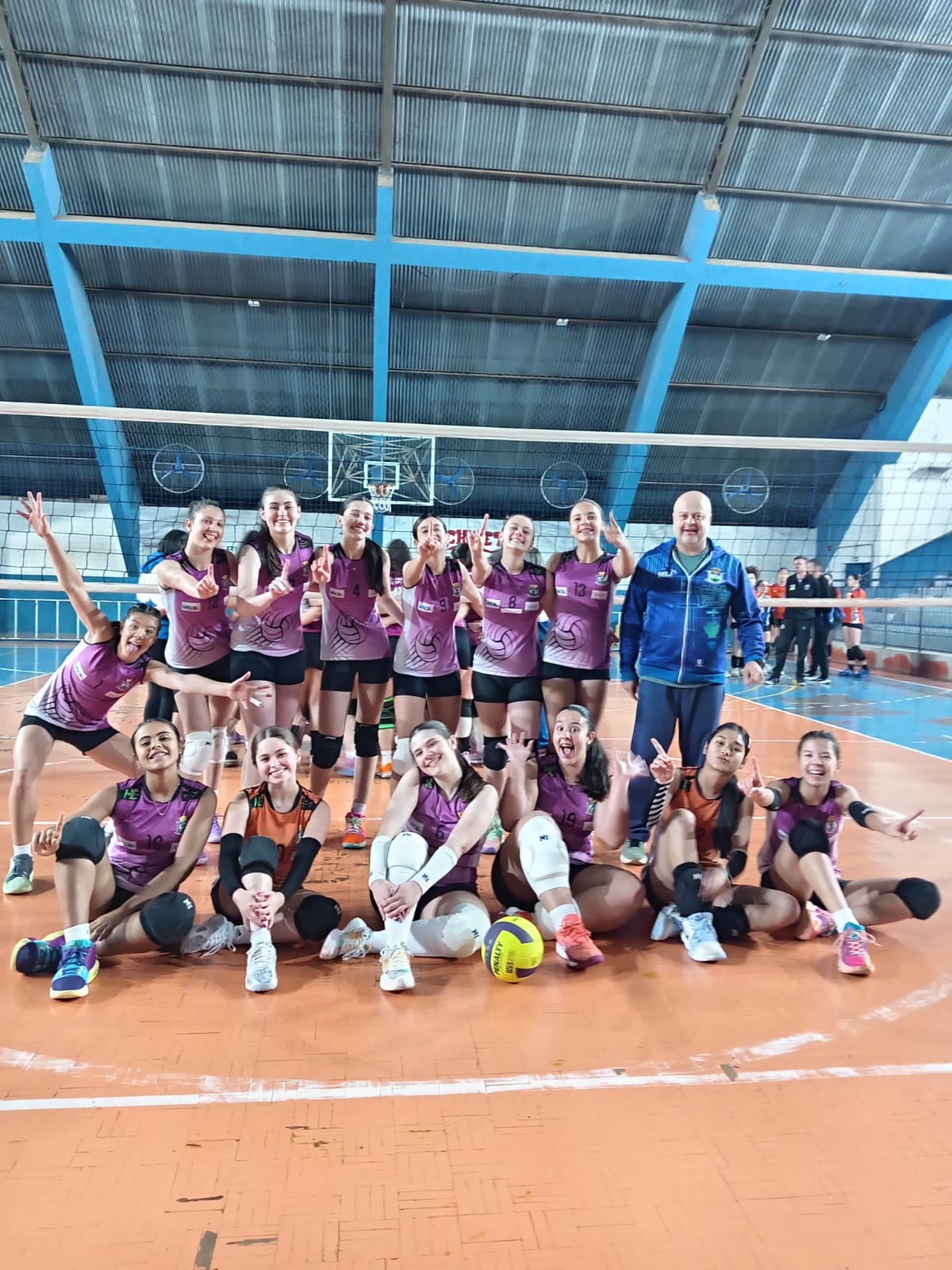 Momento histórico para o voleibol de Pilar do Sul! Venha torcer na final da 9ª Copa de Voleibol do Estado de São Paulo fase regional nessa sexta contra Tietê