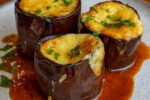 Receita de Berinjela Recheada com Carne Moída - Rafa Tá Na Cozinha